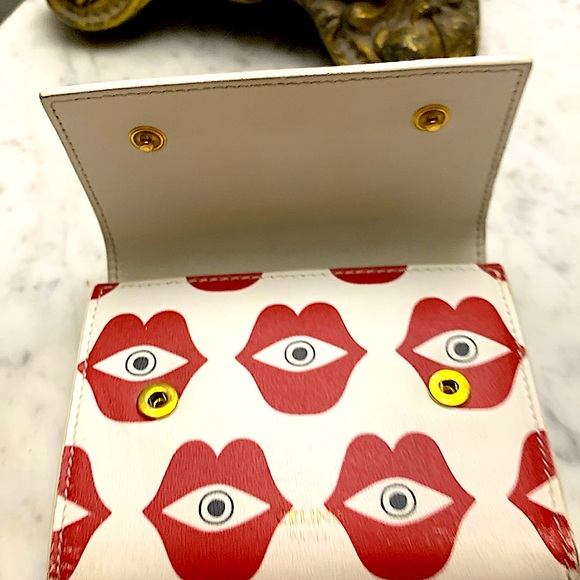 CELINE TRIFOLD WALLET LIP EYE TELEPATHY LOVE 2019 ANNELI HENRIKSSON RED LIPS EYE - Picture 6 of 12